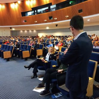 Vue de l'amphithéâtre pendant les journées scientifiques