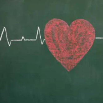 Un électrocardiogramme et un coeur